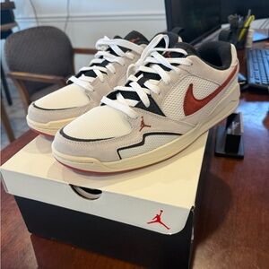Nike Men's Cream and Red Sneakers